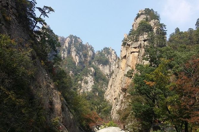 2-Day Hike through the Scenic Valleys of Mt. Seoraksan from Seoul - The $899 Price: What You Are Paying For