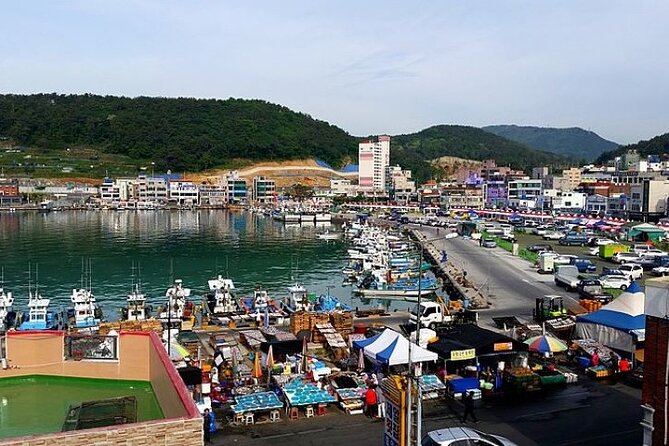 2-DAYS Busan Customized and Included Night tour - Centum City and Busan’s film culture
