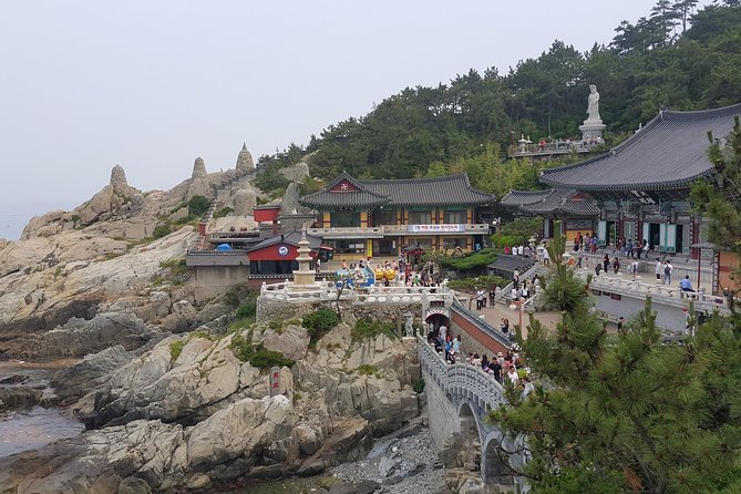 2-DAYS Busan Customized and Included Night tour - Taejongdae, Songdo, and the colorful hillside village