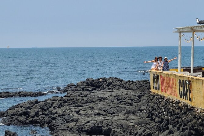 2-days Private Taxi Tour in Jeju Island - Day one: Hamdeok to Seongsan Ilchulbong