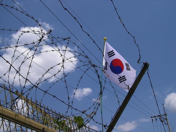 3D Private Seoul Highlight tours with DMZ & Korean Folk Village - Key points at a glance