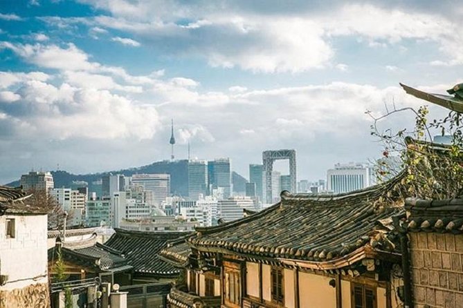 3D Private Seoul Highlight tours with DMZ & Korean Folk Village - Gamaksan Chulleong Bridge and Hongdae