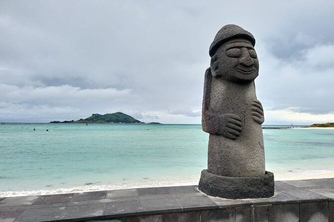 3days Private Free Schedule Tour a lot of Experience Driver - Day one: Jeju’s east coast from Woljeongri to Sangumburi