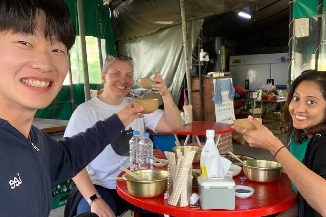 4-Hours Hiking and Tasting Rice Wine in the Mountain of Busan - Guides who make the day personal