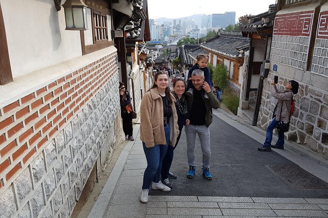 7 Day Essential Korea Tour(Seoul, Nami, DMZ, Andong, Gyeongju, Busan_Meal Incl.) - Day 7: Gamcheon’s steep, colorful lanes