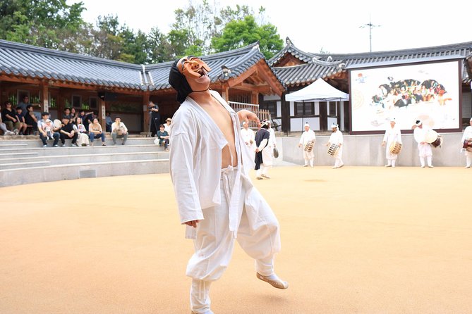Andong Hahoe Folk Village Day Tour From Busan - The Andong Folk Museum sets the cultural stage