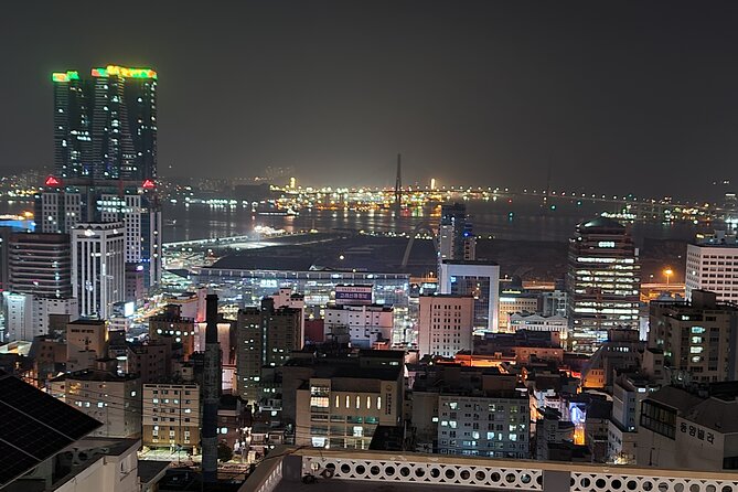 Best Busan night views : Mountain observatory streets - Kim Minbu Observatory and the 168 Stairs