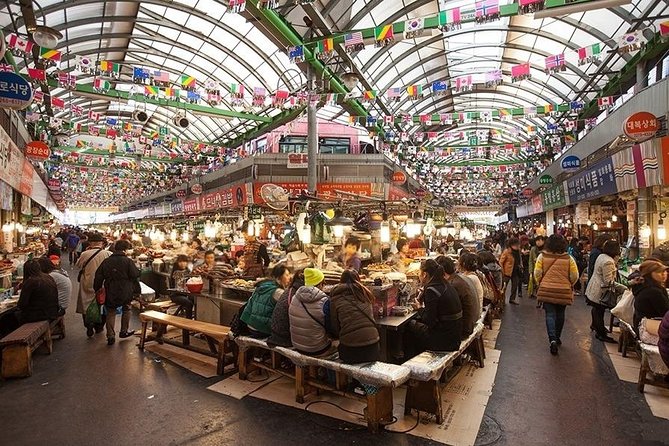 Best of Seoul Shopping Tour - Myeongdong: cosmetics, brands, and the longest shopping stop