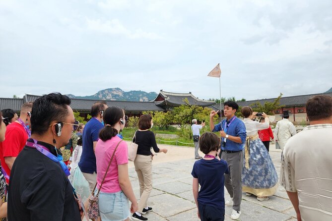 Best Seoul City Tour (Gyeongbokgung Palace,Insadong,Namsan Tower) - Insadong, where the schedule finally loosens