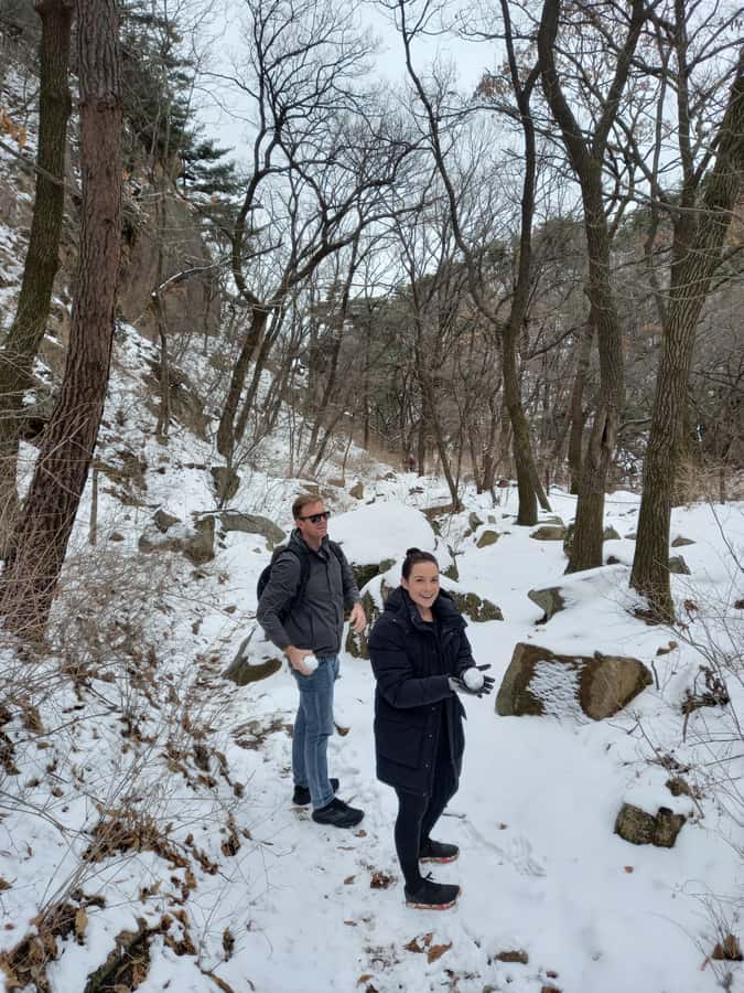 Bukhansan mountain hiking tour - 6 hours - What the private guide adds
