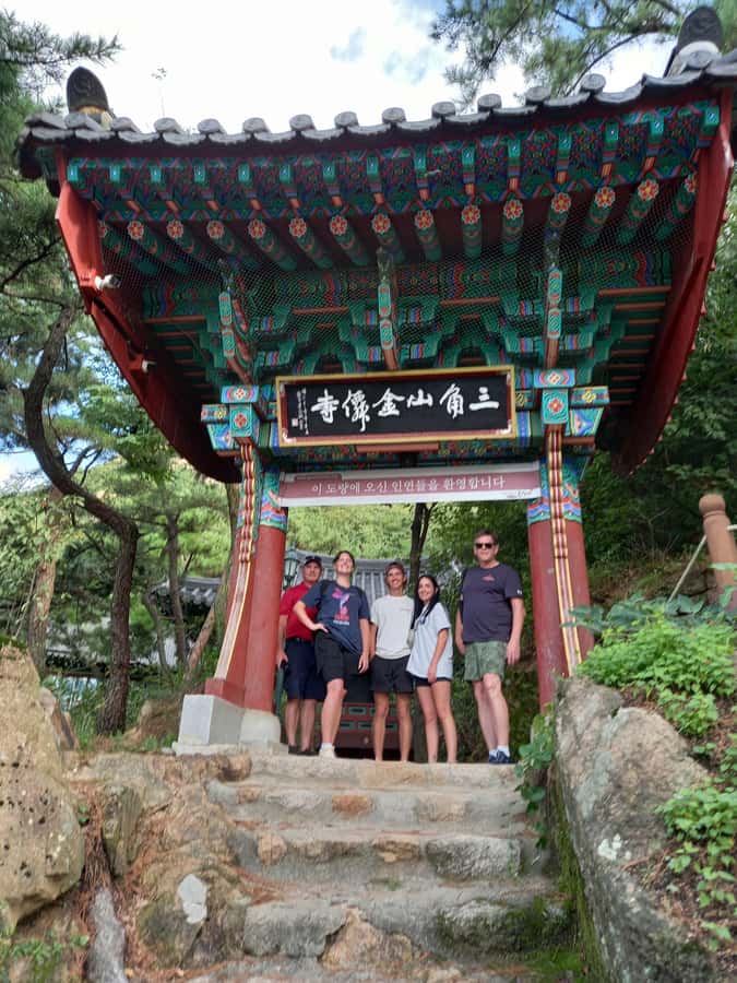 Bukhansan mountain hiking tour - 6 hours - Who should book this hike?