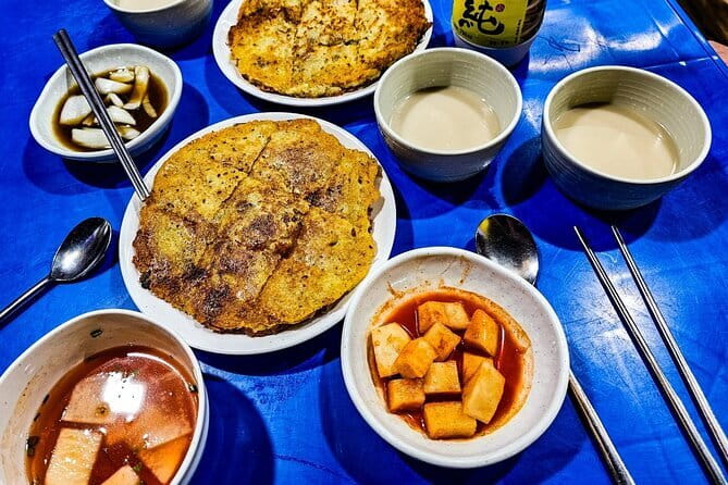 Busan: Food Crawl with Fish Market, Soju Tents & Local Snacks - Bupyeong Kkangtong Market starts the night