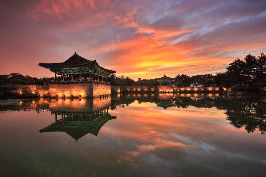 Busan: Gyeongju Guided Day Trip to Three Kingdoms Capital - Lunch at a local restaurant