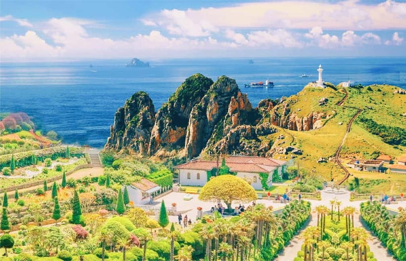Busan: Hidden Gem Geoje & Oedo Botania Island & Cable car - Two hours among Oedo Botania’s gardens