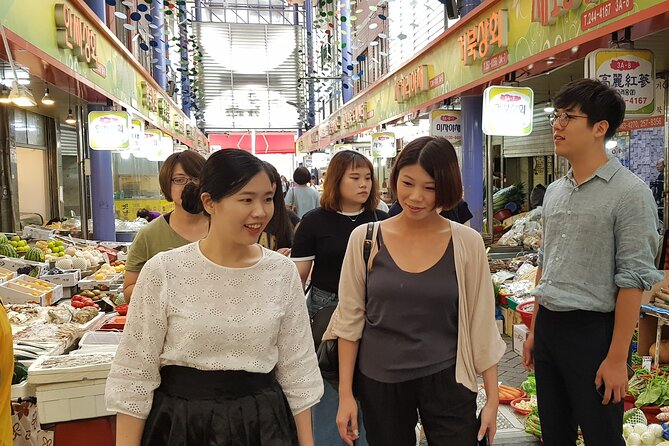Busan history and market food tour with local chef - BIFF Square and the hotteok stop