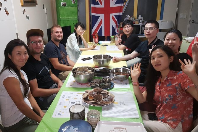 Busan Seafood Tour : Jagalchi market Seafood Tour & Dinner - Selecting seafood without losing control of the budget