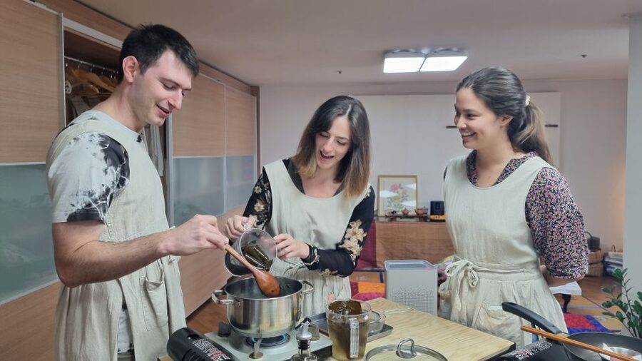 Busan: Small-Group Traditional Korean Food Cooking Class - Tea, Korean dessert, and a practical souvenir