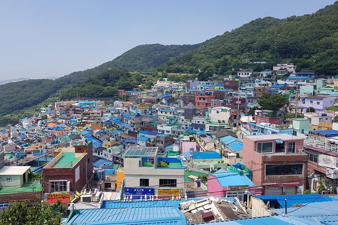 Busan Tour: Gamcheon Village & Haedong Yonggungsa Temple + Lunch - Why this route works for Busan