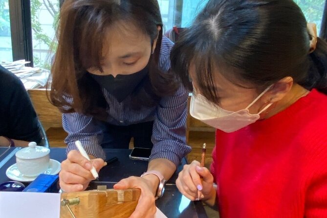 Carve Your Personal Korean Stone Seal with Jeongju in Insadong - What makes the 90-minute format worthwhile