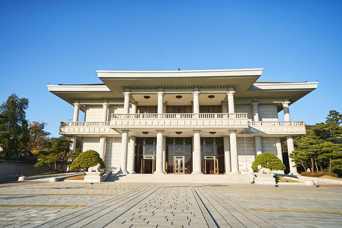 (Closed) Korea’s White House Walking Tour Blue House - The presidential residence and family side of the compound