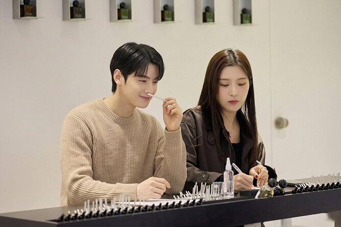 Create Your Own Luxury Niche Perfume in Hongdae - Key points at a glance