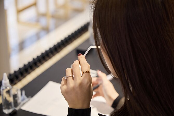 Create Your Own Luxury Niche Perfume in Hongdae - Building your one-of-a-kind blend