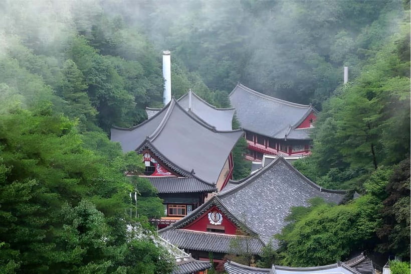 Danyang Tour:Guinsa Temple & Bobaljae & Cheongpung Cable Car - Bobaljae Road and the observatory stop