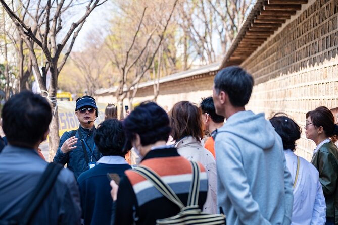 Deoksugung & Jeongdong-gil: A Walk in Korea's Rich Heritage - What the $48 price gives you