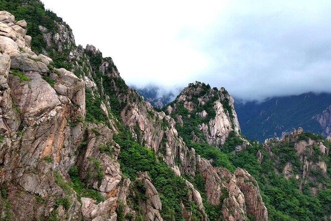 Discover Eastern Korea in 4days: All-Inclusive Experience - Day 2: Busan’s coast, then a full day in Gyeongju