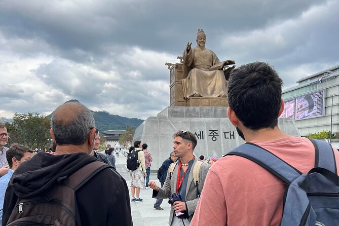 Discover Seoul: Local Life and History - Bukchon Hanok Village and the final climb