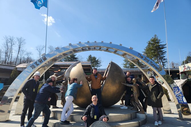 DMZ & NLL Combination Tour - The NLL section and a sea-facing view