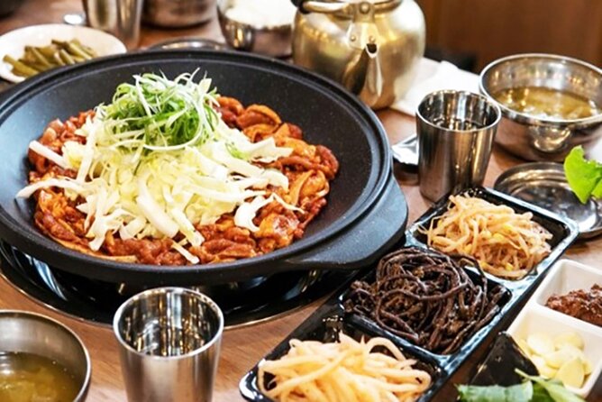 East Jeju Essentials – Seongsan Ilchulbong (UNESCO) & Haenyeo - Umutgae Coast and the haenyeo tradition