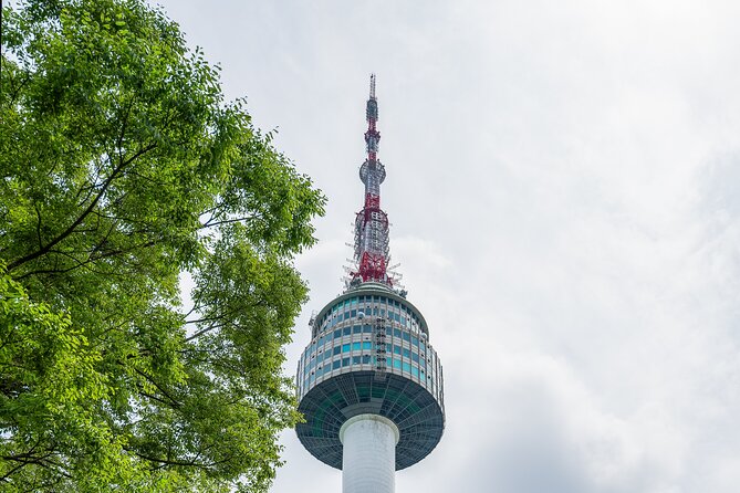 Essence of Seoul, 100% Private Full Day City Tour - Bukchon Hanok Village requires respect and a light touch