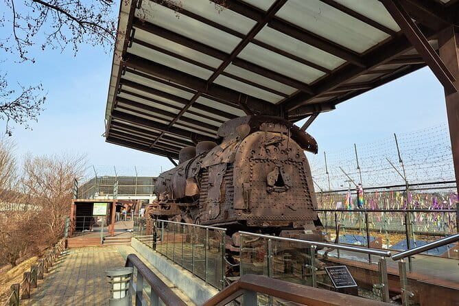 Explore DMZ from Seoul +(optional) Gondola/Red Suspension Bridge - The DMZ: history you can see and walk through