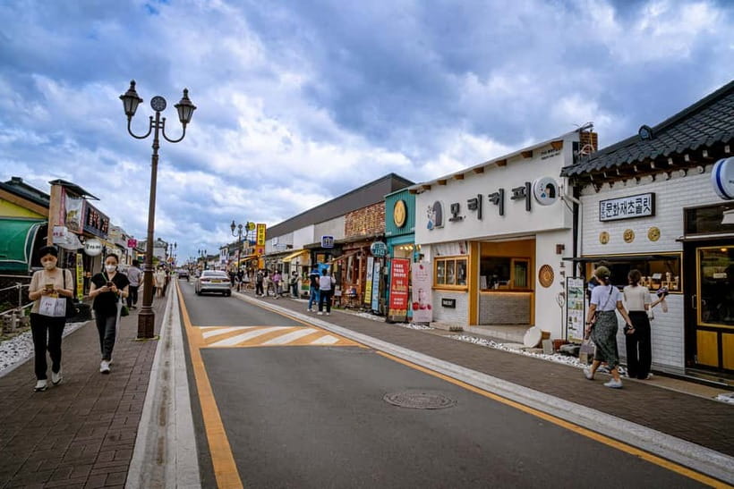 From Daegu: Gyeongju UNESCO Tour 7 Highlights with Bulguksa - Gyochon Traditional Village and the old city feel