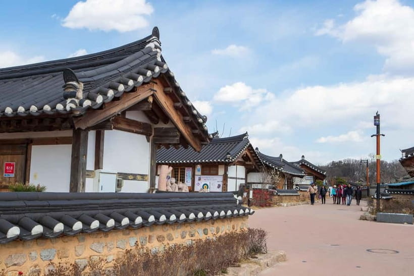 From Daegu: Gyeongju UNESCO Tour 7 Highlights with Bulguksa - Hwangnidan-gil: dinner time with costs still to plan