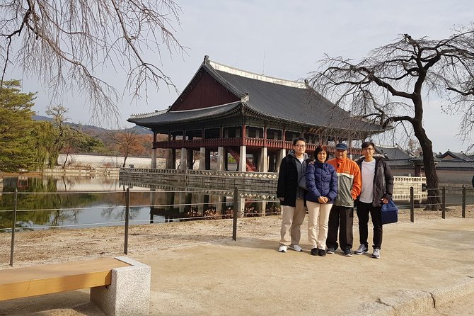 Full Day- Essential Seoul City Tour & Gourmet Tour(including Lunch and Dinner) - Cheonggyecheon and Seoul’s rebuilt stream