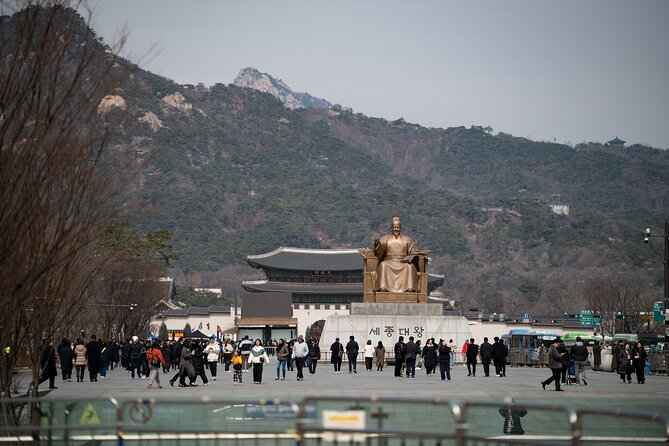 Gwanghwamun Tour l 120 minutes to Understand Local Korean Society - Key points about this Gwanghwamun walk