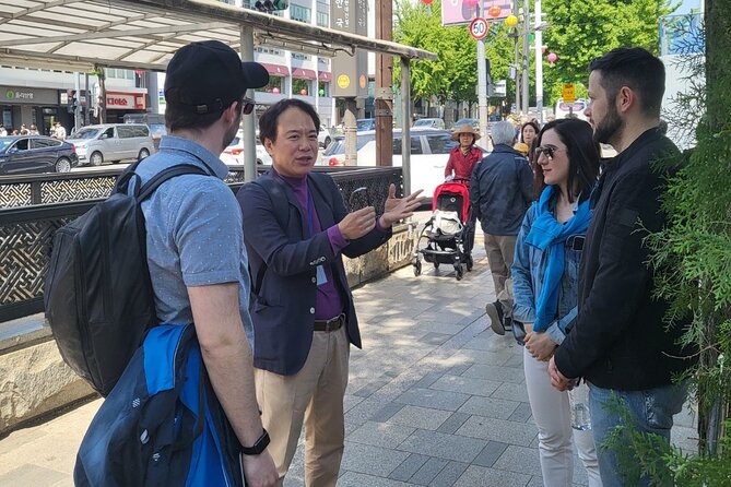 Gwangjang market Netflix Food Walking Tour with Insadong - The guide can make or break the experience