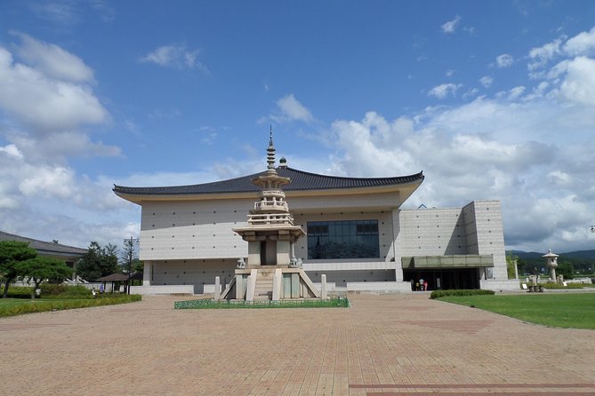 Gyeongju The UNESCO World heritage sites tour(Private tour) - Cheomseongdae, a short look at ancient science
