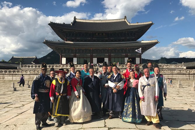 Half day Morning Seoul City Tour(Temple & Gyeongbok Palace) - Ending in Insadong, with the afternoon still open