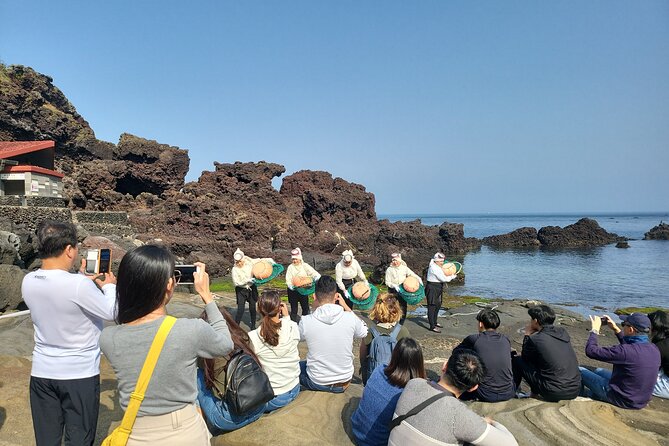 Half or Day Tour For Cruise customers arriving at Gangjeong Port - Seogwipo Maeil Olle Market for a taste of daily Jeju