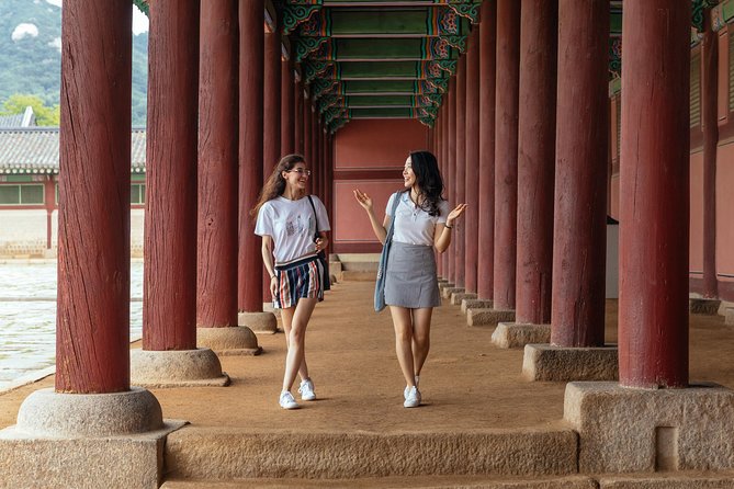 Highlights & Hidden Gems With Locals: Best of Seoul Private Walking Tour - Enter the royal grounds of Gyeongbokgung Palace