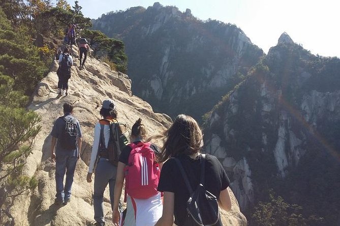 Hike at Mt. Bukhansan National Park with professional Guide(including Lunch) - Visiting a mountain temple with a thousand-year past