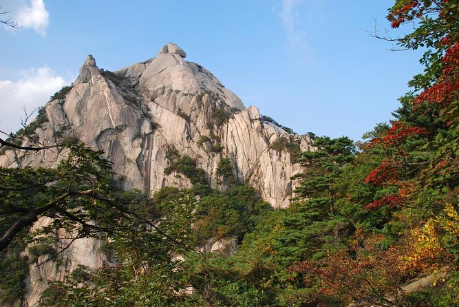 Hiking Adventure Bukhansan Highest Peak & Old Buddhist temples visit (Lunch inc) - Key points to know before you book