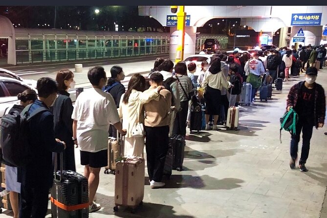 Jeju Airport Transfer - Flight tracking and communication
