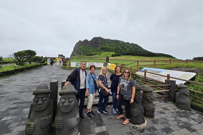Jeju Customized Private Car Tour - The western circuit: gardens, tea, and the Yongmeori coast