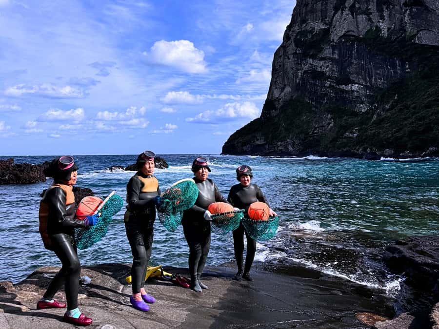 Jeju: Eastern UNESCO Join in Tour (Seongsan, Haenyeo) - Why eastern Jeju works well as a guided day