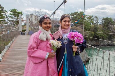 [Jeju] Hanbok Private guide tour & photo session in beautiful Yongduam rock,