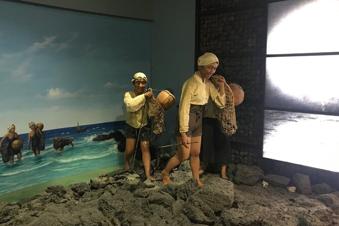 Jeju island Eastern UNESCO site Full Day Guided Tour - Ilchulland and the Micheon Cave area